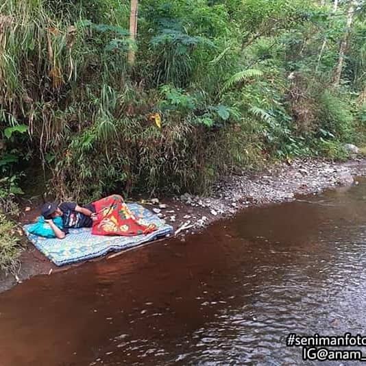 Foto orang mancing 6